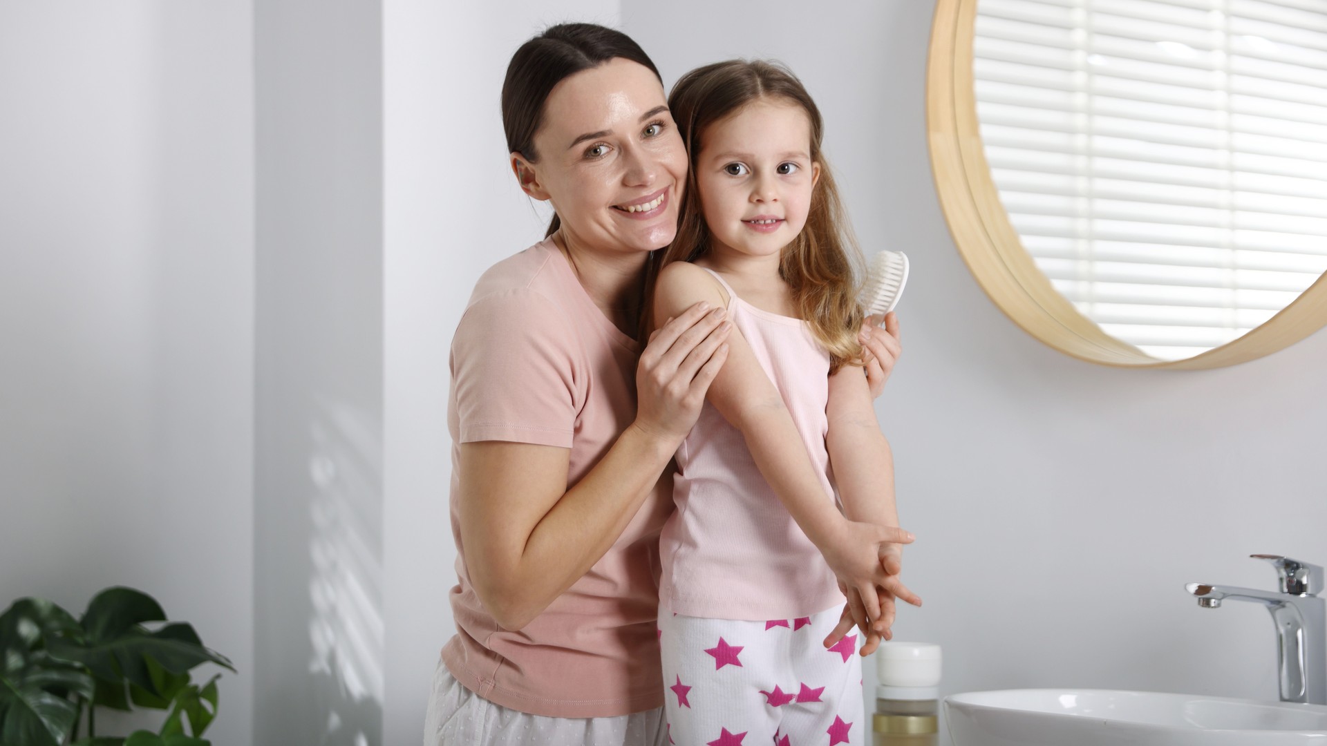 Do Lice Prefer Clean or Dirty Hair?