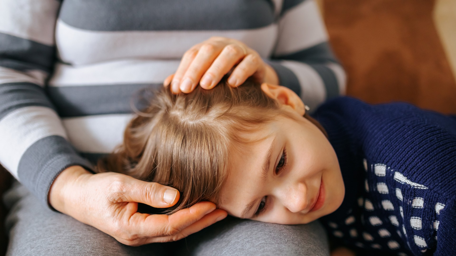 Fleas or Lice? What's Really in Your Child's Hair