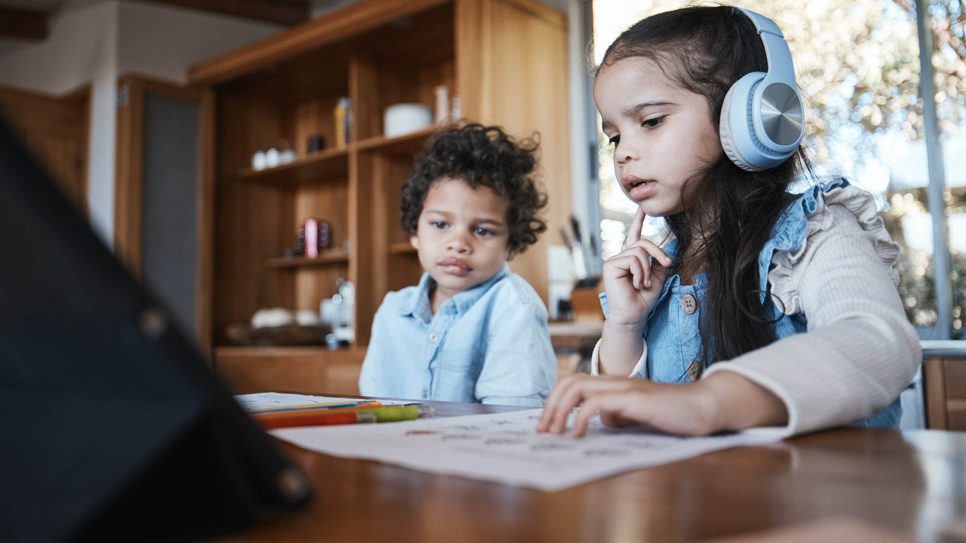 Shared School Headphones Are a Low Lice Risk — With One Exception